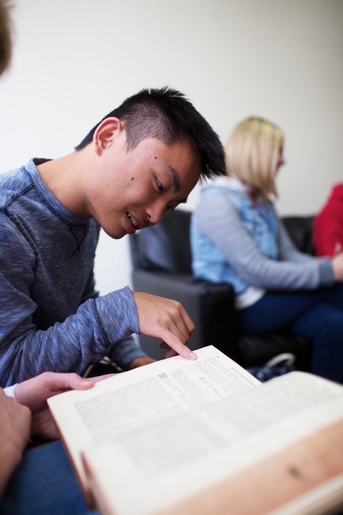 History major Students reading