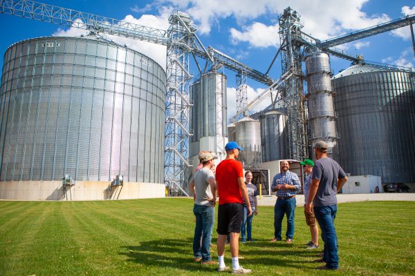 Grace College Agribusiness Class at Tom Farms