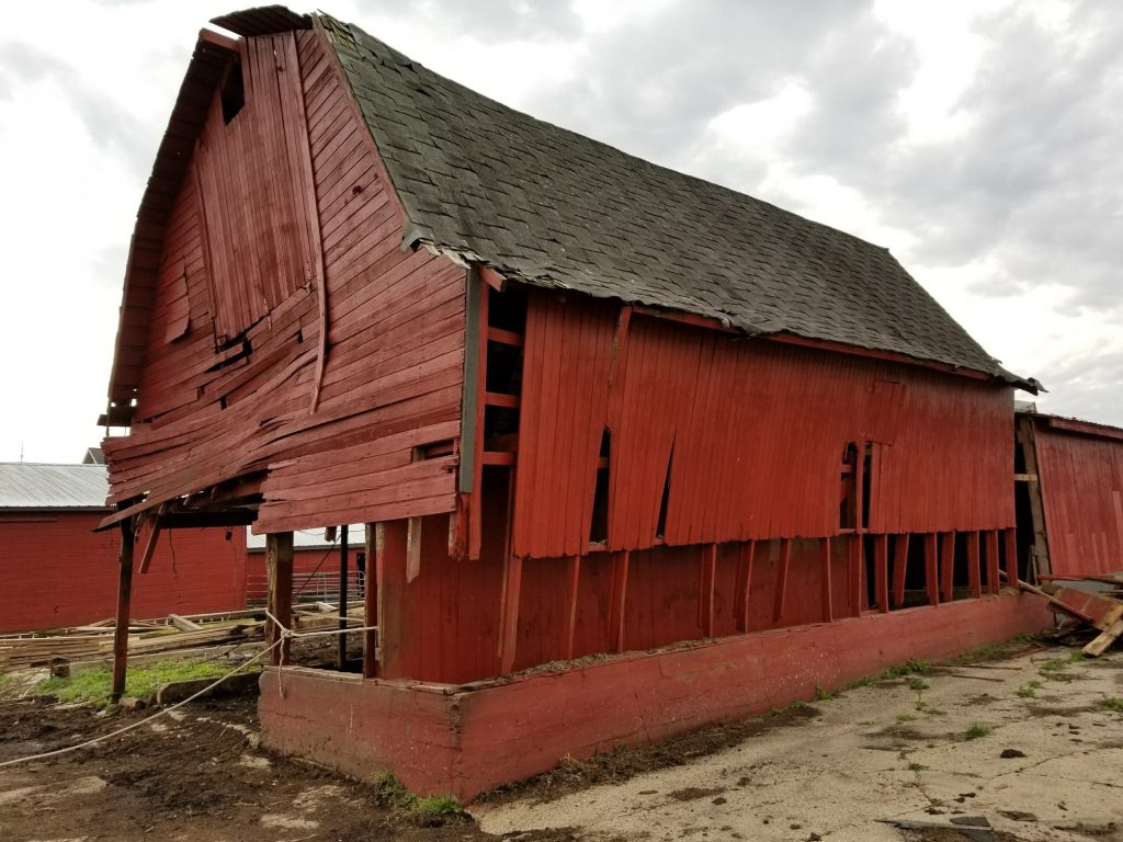 Old barn at Barnwood Masters