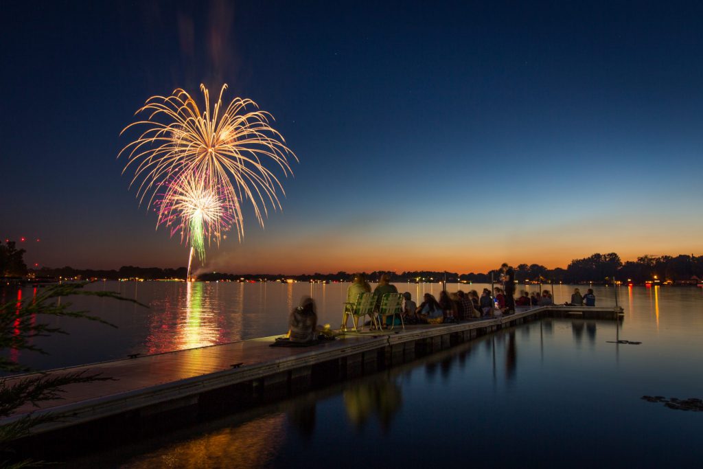 Symphony of the lakes fireworks concert