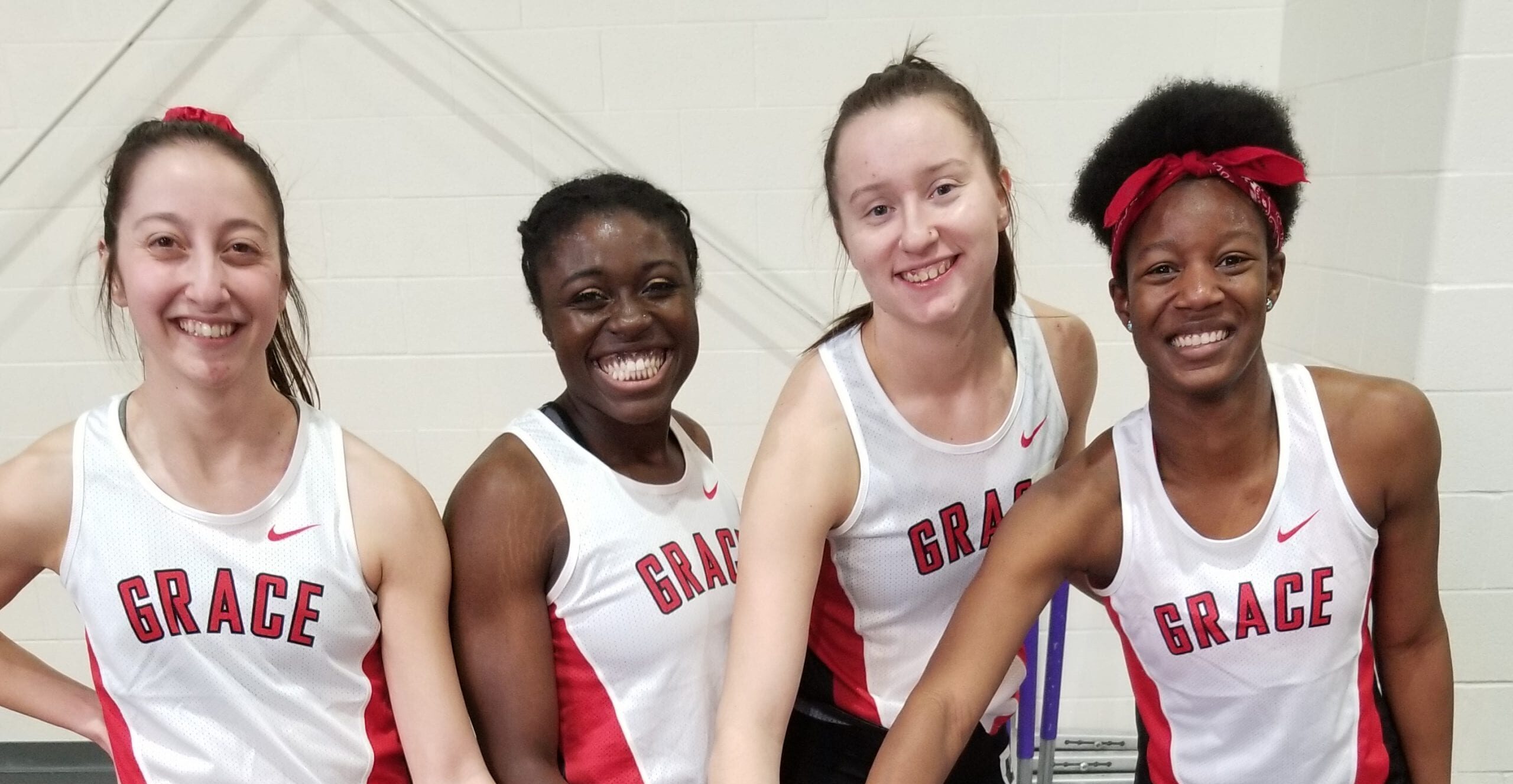 Lancers shine on final day of league championships