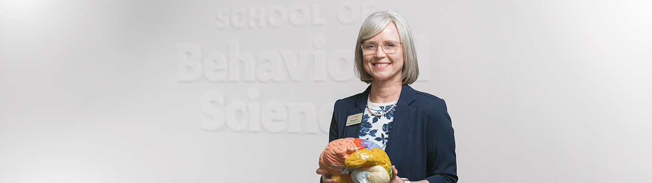 Wendy Darr: Online psychology professor