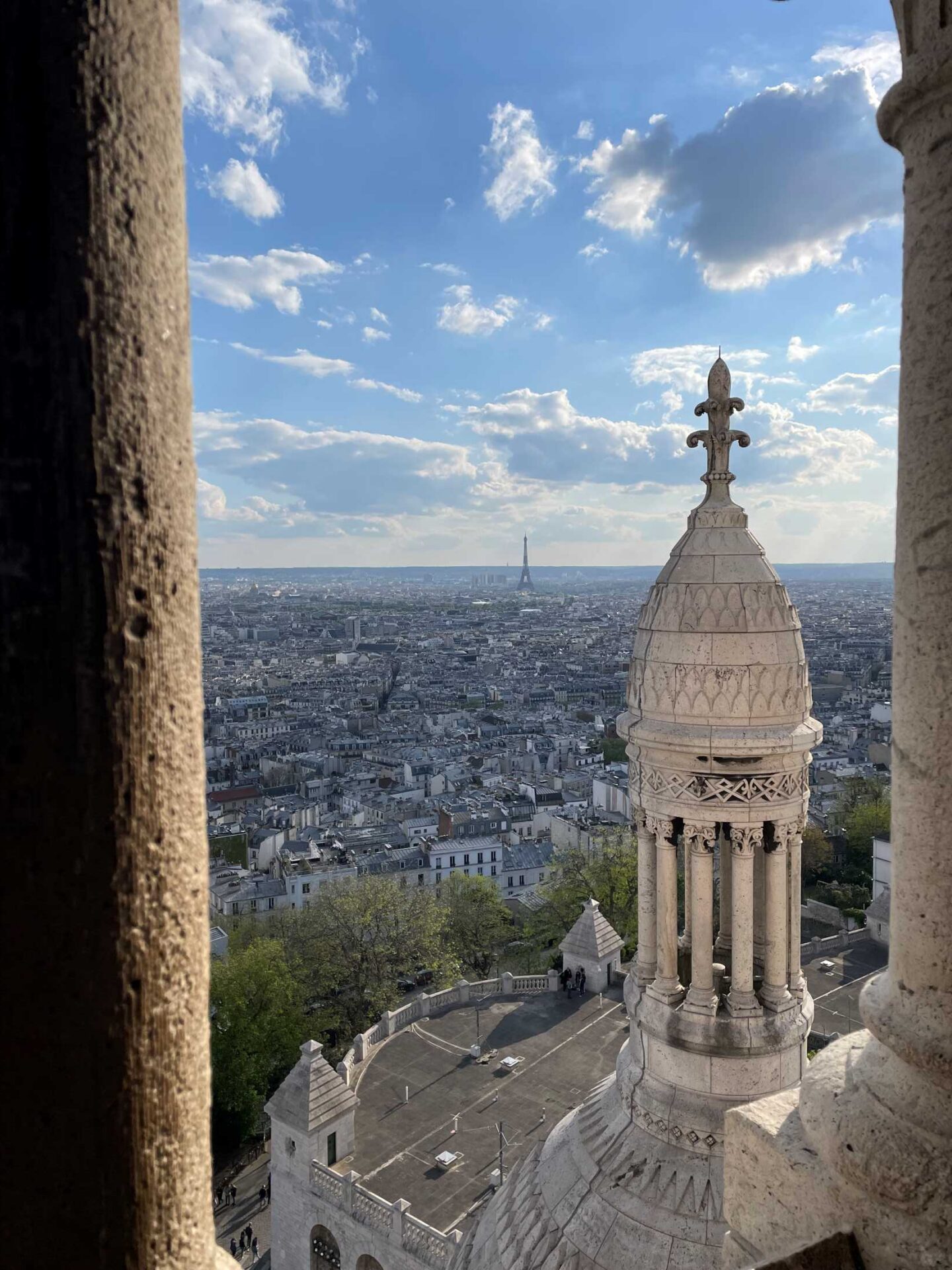 Grace College student pursuing BA in French Educaiton studies abroad in Dijon, France. Learn about the Modern Language programs at Grace.