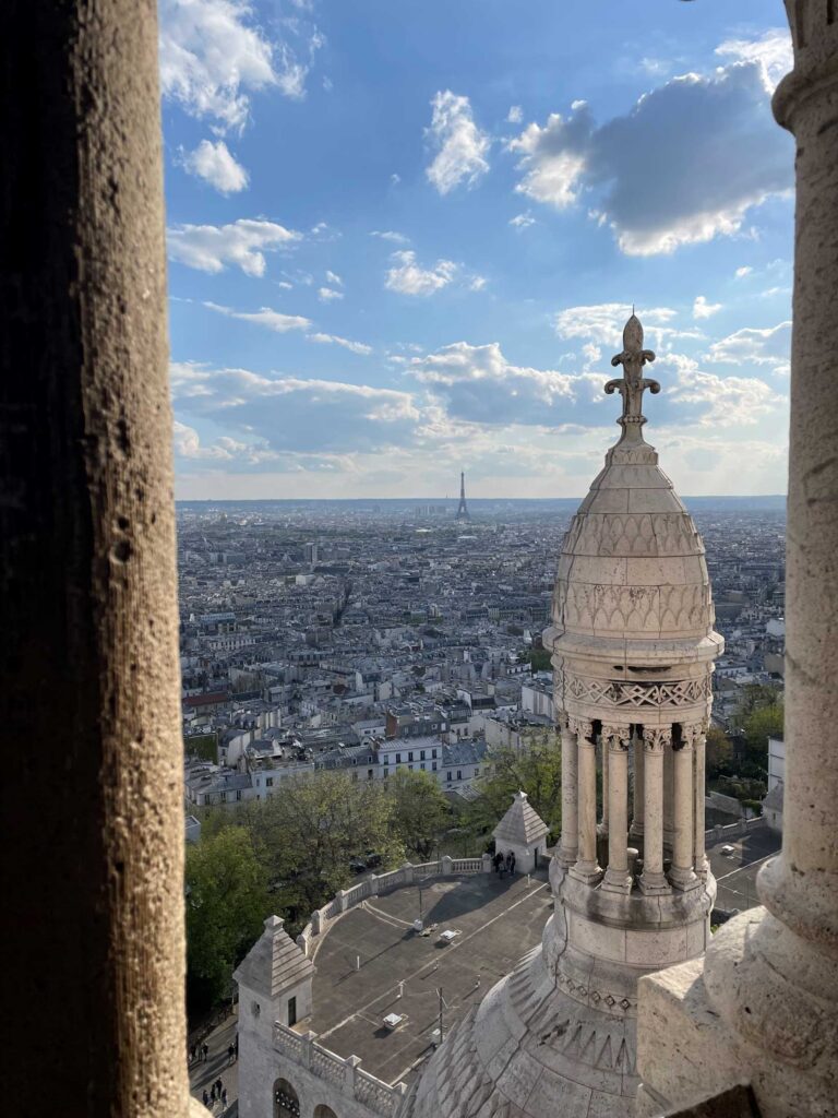 Grace College student pursuing BA in French Educaiton studies abroad in Dijon, France. Learn about the Modern Language programs at Grace.