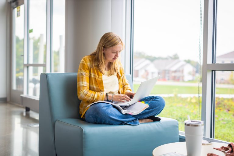 Top 10 Tips for College Freshmen Grace College & Seminary