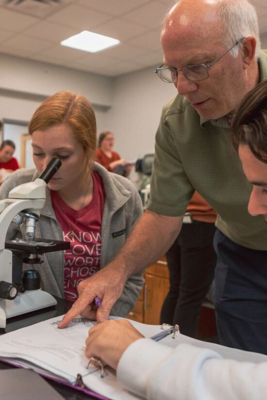 Interested in a Pre-Physician Assistant Programs to get you ready for medical school? Check out the Health Sciences degrees from Grace College