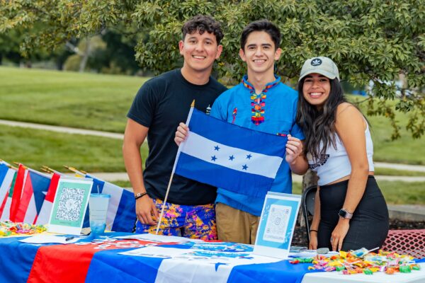 Esperanza Latina is a group for Latinx students to support and advocate the Latinx community with the students and faculty at Grace College.