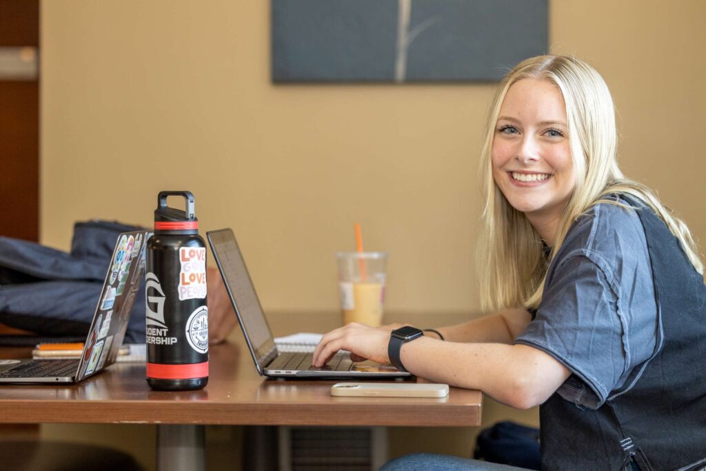 how to write a good closing sentence for an essay Don't know How to Write a Great College Essay? Grace College, tells you how to write a college essay. No Essay at this Christian College, Ind.