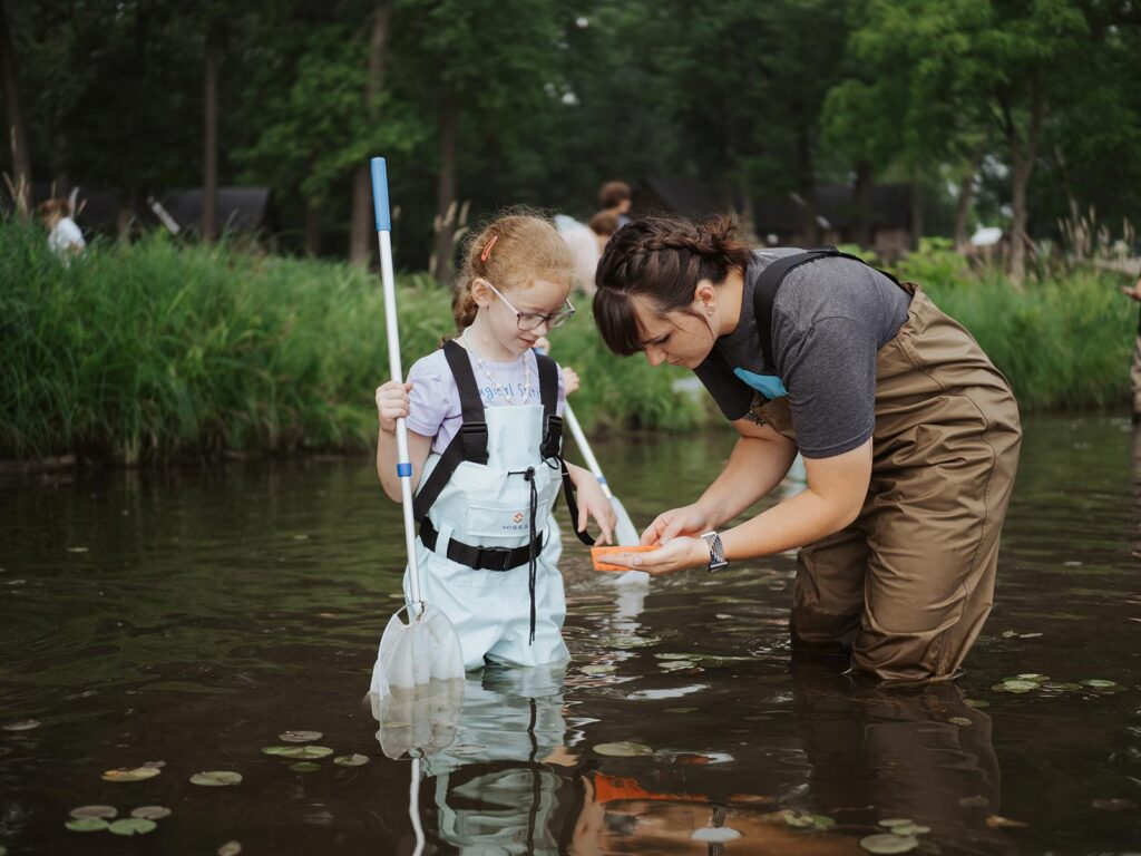 Lilly Center for Lakes and Streams Supports community through Environmental Science Education. Learn about this Environmental Studies Center.