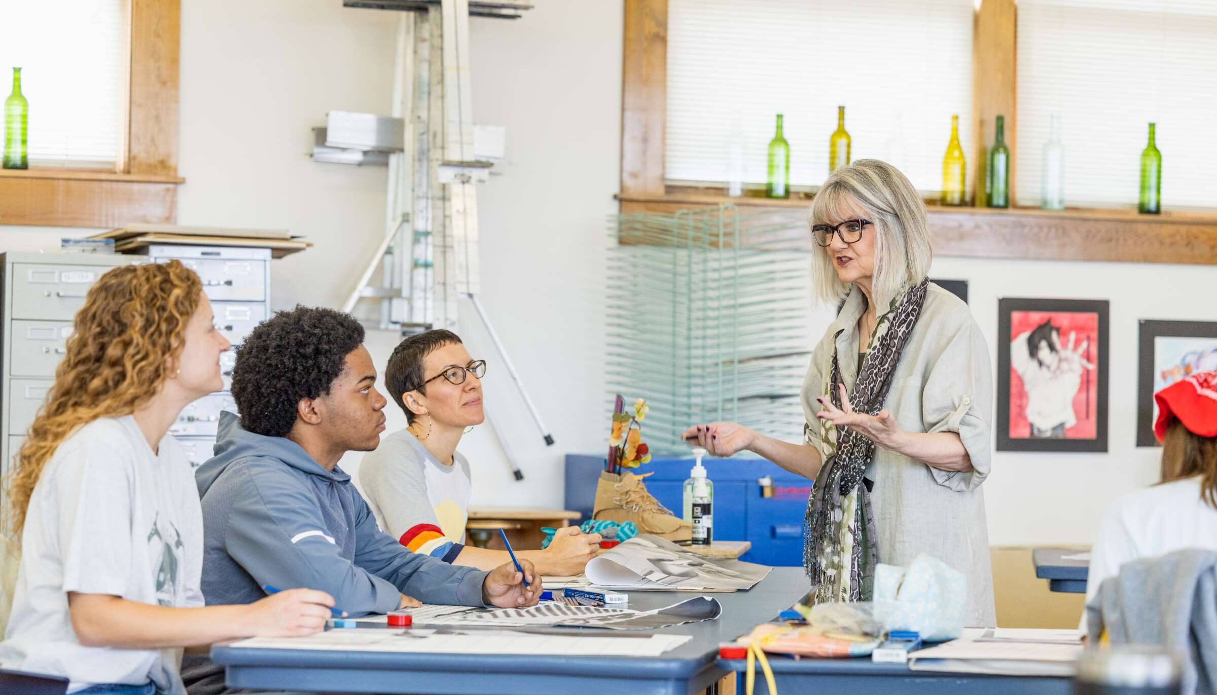 Grace College explores the difference between art and design. Want to learn more about art vs design? Request info and join our community.