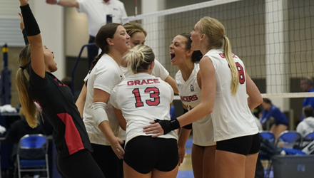 Grace is a Christian College with Athletic Programs. Learn about one of the colleges with women's volleyball with over 100 majors and 19 sports teams.