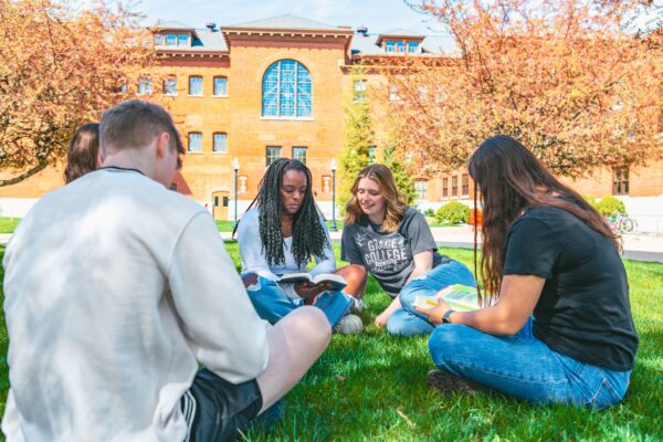 Can you get a bachelor's degree in 3 years? Learn how to get a bachelor's degree in 3 years & tips for graduating college in 3 years at Grace. Students studying outside at Mount Memorial Hall.