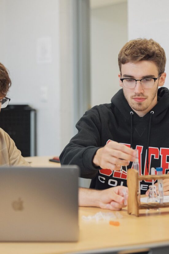 The Health Science Program at Grace College prepares you for Graduate school. With small class sizes and mentoring Christian Professors.